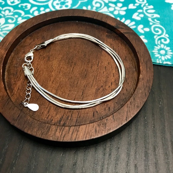 NEW!๐๐SHINEY! SPARKLING! LAYER BRACELET!๐๐LOVE - Picture 5 of 8